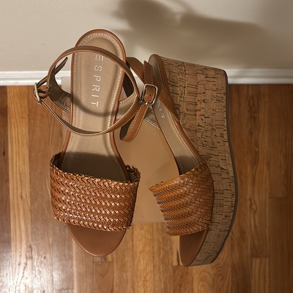 Esprit Brown Leather Sandals with Woven Detail - Picture 12 of 13